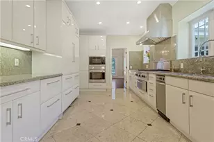 434 S Irving Blvd, Los Angeles, CA 90020 - Photo 25