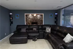 11815 Arliss Way, Grand Terrace, CA 92313 - Photo 13