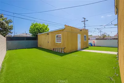 764 W 107th Street, Los Angeles, CA 90044 - Photo 33