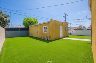 764 W 107th St, Los Angeles, CA 90044 - Photo 33