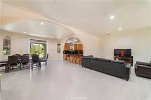 12605 Kagel Canyon Rd, Sylmar, CA 91342 - Photo 11