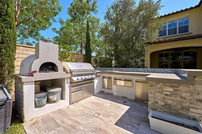 57 Statuary, Irvine, CA 92620 - Photo 27