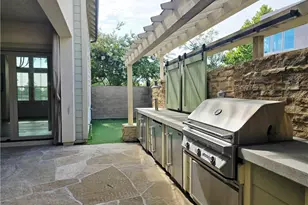 101 Newall, Irvine, CA 92618 - Photo 23