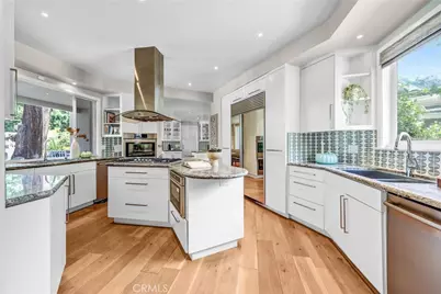 935 Hillcrest Place, Pasadena, CA 91106 - Photo 27