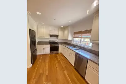 1688 Locust Street, Pasadena, CA 91106 - Photo 3