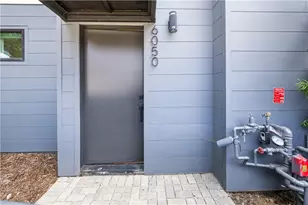 6050 E Burwood Ave, Los Angeles, CA 90042 - Photo 3