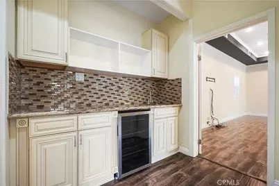 1025 E San Jose Avenue, Burbank, CA 91501 - Photo 37