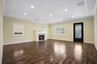1025 E San Jose Avenue, Burbank, CA 91501 - Photo 13