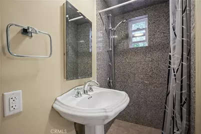 1025 E San Jose Avenue, Burbank, CA 91501 - Photo 51
