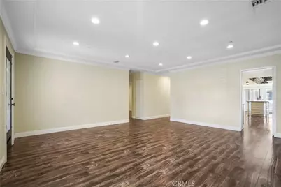 1025 E San Jose Avenue, Burbank, CA 91501 - Photo 11