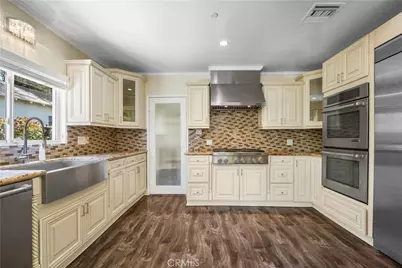 1025 E San Jose Avenue, Burbank, CA 91501 - Photo 27