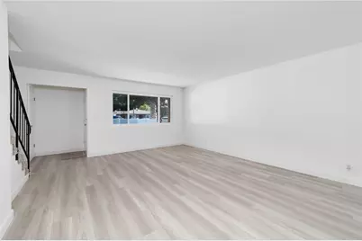 165 E Eldridge Street, Long Beach, CA 90807 - Photo 7