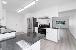 165 E Eldridge St, Long Beach, CA 90807 - Photo 11