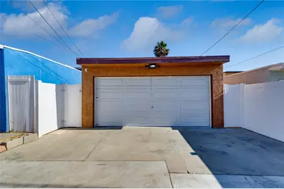 165 E Eldridge Street, Long Beach, CA 90807 - Photo 37