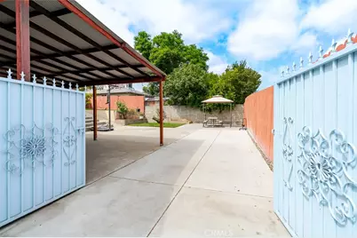 573 Kendall Avenue, Los Angeles, CA 90042 - Photo 23