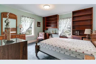 573 Kendall Avenue, Los Angeles, CA 90042 - Photo 13