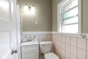 573 Kendall Ave, Los Angeles, CA 90042 - Photo 17