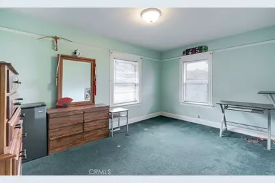 573 Kendall Avenue, Los Angeles, CA 90042 - Photo 19