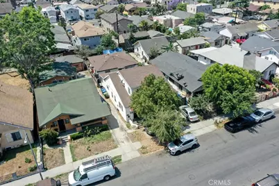 138 W 60th Street, Los Angeles, CA 90003 - Photo 5