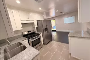 4563 Lexington Ave, Los Angeles, CA 90029 - Photo 15