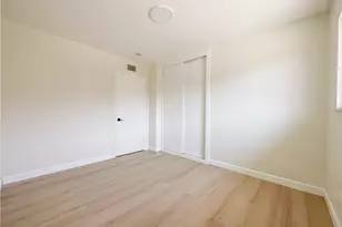 1124 N Soldano Dr, Azusa, CA 91702 - Photo 11
