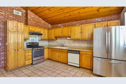 15841 Marlin Place, Van Nuys, CA 91406 - Photo 39