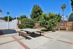 15841 Marlin Pl, Van Nuys, CA 91406 - Photo 23