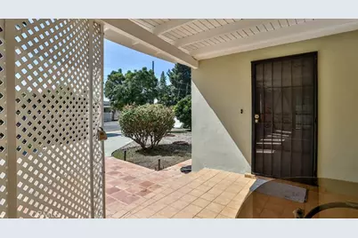 15841 Marlin Place, Van Nuys, CA 91406 - Photo 11