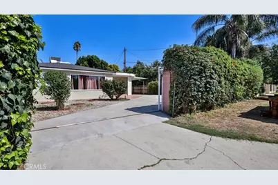 15841 Marlin Place, Van Nuys, CA 91406 - Photo 5