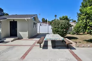 15841 Marlin Pl, Van Nuys, CA 91406 - Photo 13