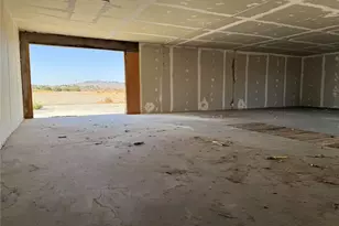 17833 Santa Fe Trail, Helendale, CA 92342 - Photo 7