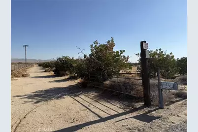 17833 Santa Fe Trail, Helendale, CA 92342 - Photo 3