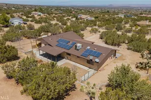 1181 Barkley Ranch Rd, Pinon Hills, CA 92372 - Photo 5