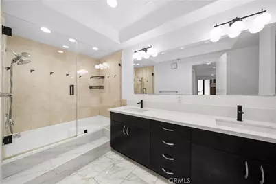 880 W 1st Street #309, Los Angeles, CA 90012 - Photo 17