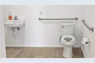 2921 Florence, Los Angeles, CA 90043 - Photo 5