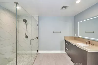 2939 Leeward Avenue #512, Los Angeles, CA 90005 - Photo 19