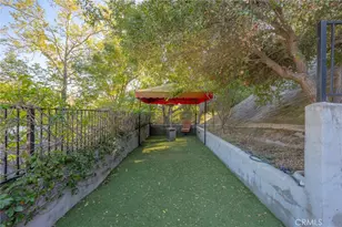 1833 Roscomare Rd, Los Angeles, CA 90077 - Photo 69