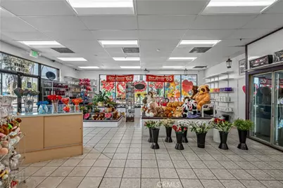 10759 Magnolia Avenue #A, Riverside, CA 92505 - Photo 3