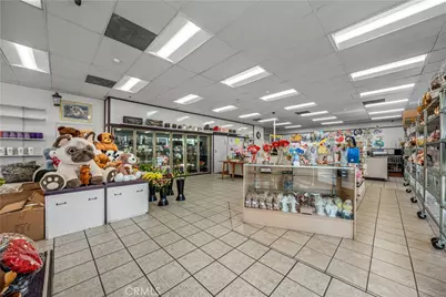 10759 Magnolia Avenue #A, Riverside, CA 92505 - Photo 7