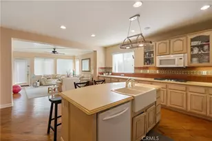 6800 Knightsbridge Ct, Eastvale, CA 92880 - Photo 11