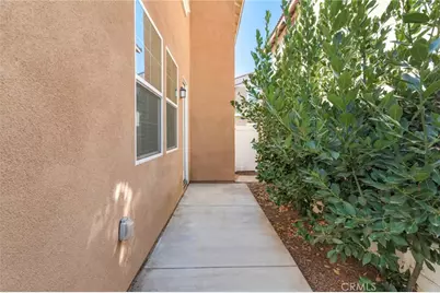 20046 Red Rock Avenue, Riverside, CA 92507 - Photo 21
