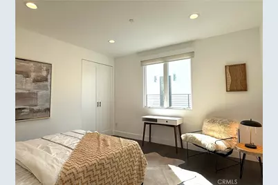 542 N Commonwealth Avenue, Los Angeles, CA 90004 - Photo 11