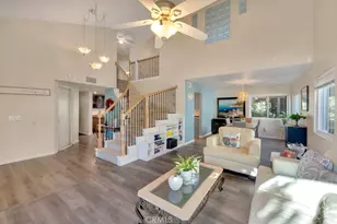 43927 Fallon Dr, Lancaster, CA 93535 - Photo 5