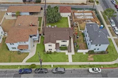 2035 W 102nd Street, Los Angeles, CA 90047 - Photo 23