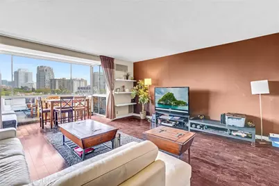 969 Hilgard Avenue #706, Los Angeles, CA 90024 - Photo 11