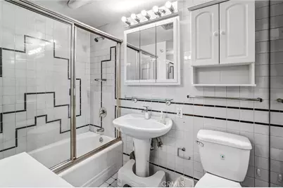 969 Hilgard Avenue #706, Los Angeles, CA 90024 - Photo 19