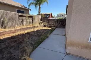 1657 Stone Creek, Beaumont, CA 92223 - Photo 31