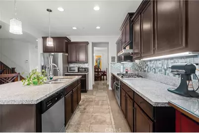 13925 Barnett Ln, Eastvale, CA 92880 - Photo 21