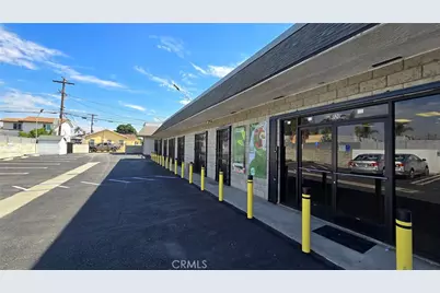 5018 S Vermont Avenue, Los Angeles, CA 90037 - Photo 3