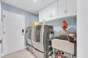 1417 W James Way, Anaheim, CA 92801 - Photo 19